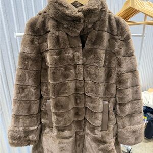 Jones New York Plush Teddy Jacket in Brown